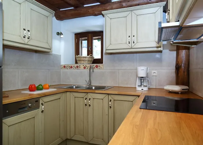 Matzanas House Βίλα Κατούνα