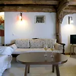 Matzanas House וילה