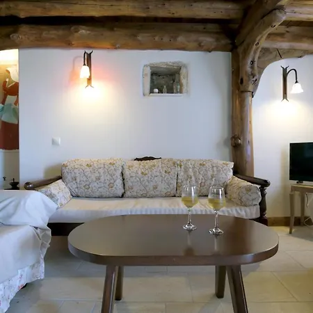 Matzanas House فيلة